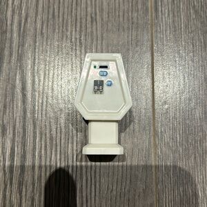 Space Mountain fastpass ticket machine